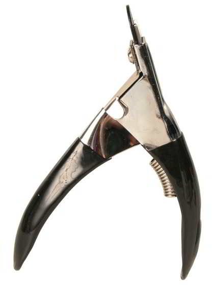 GUILLOTINE NAIL CUTTER