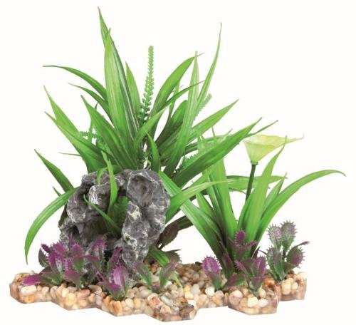 PLASTIC PLANT IN SAND BED 18 X 18 CM