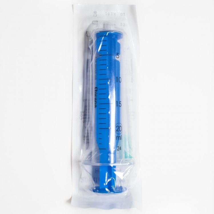 SYRINGE FOR BIRDS